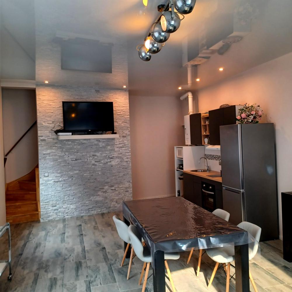 Installation de plafonds en toile tendue, Golfe de Saint-Tropez, Var par Budvar Construction