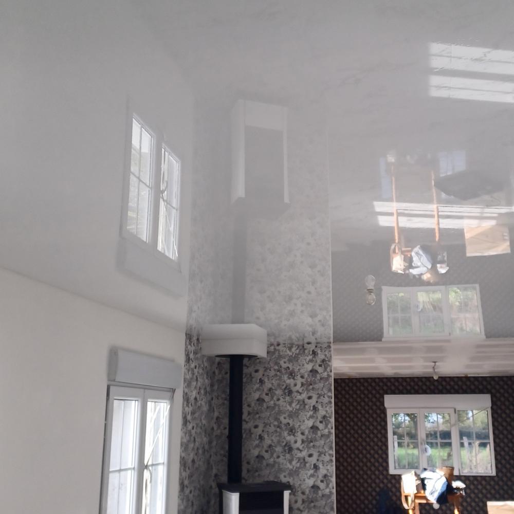 Installation de plafonds en toile tendue, Golfe de Saint-Tropez, Var par Budvar Construction